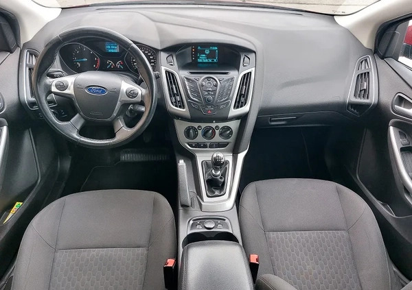 Ford Focus cena 24500 przebieg: 187700, rok produkcji 2014 z Limanowa małe 562